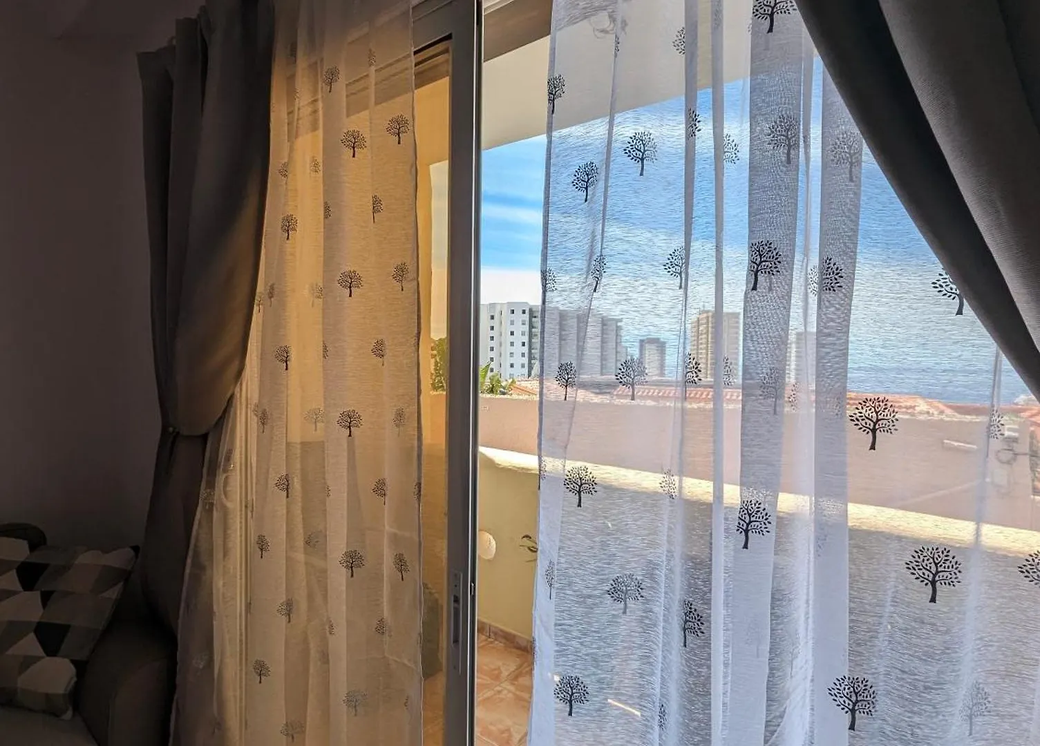 Comfortable 2-Bedroom Duplex In Playa Paraiso With Ocean View, Balcony, And Shared Pool أذيخي شقة