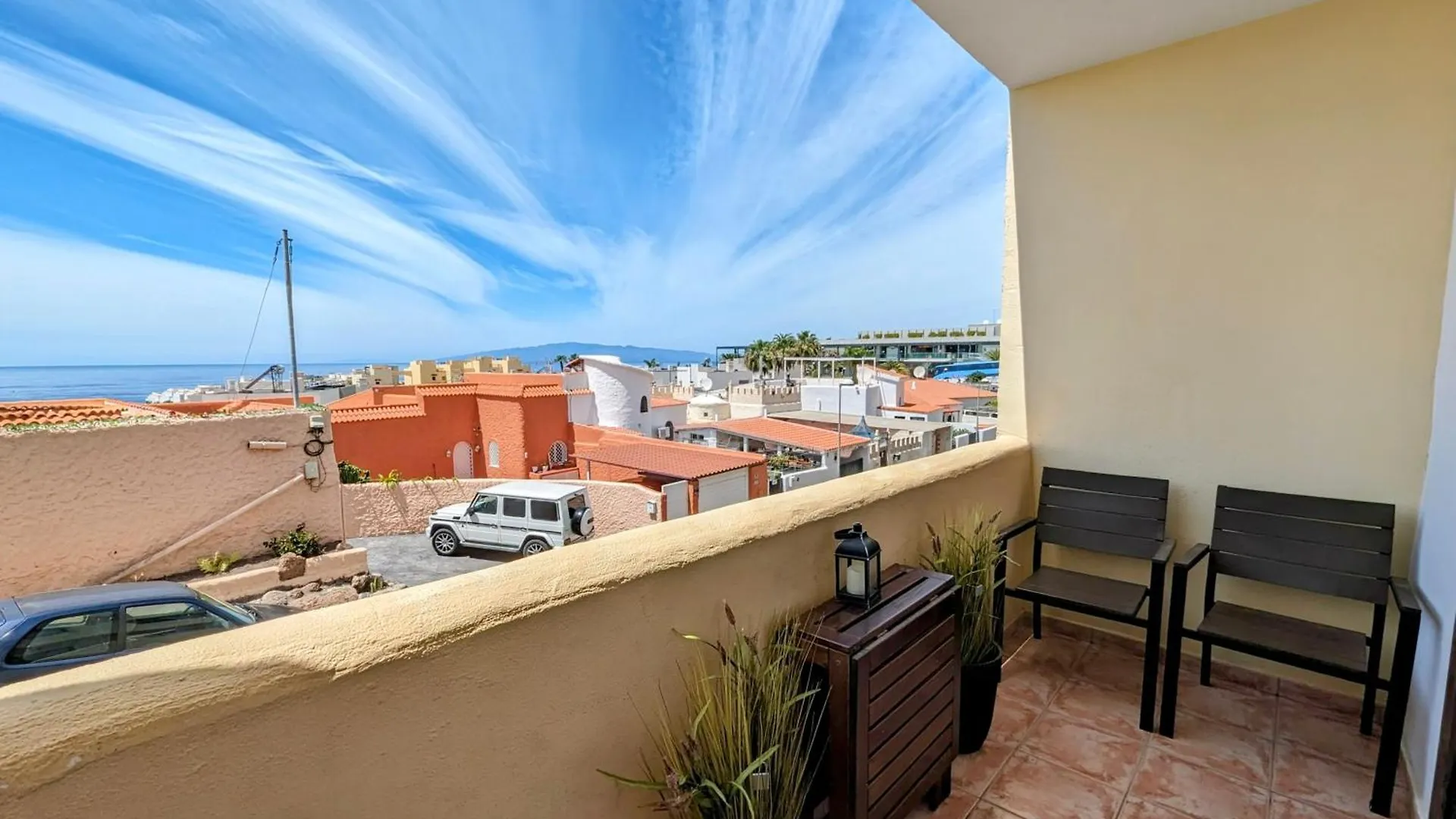 Comfortable 2-Bedroom Duplex In Playa Paraiso With Ocean View, Balcony, And Shared Pool Costa Adeje